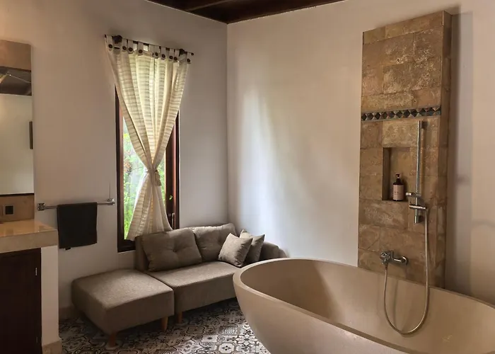 Veyla 10 Mins Walk To Villa